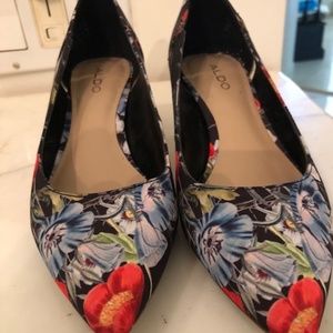 Aldo Floral Print Shoe Size 6 1/2  - 2 " heel